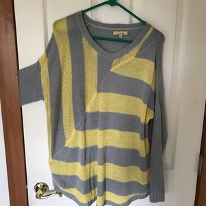 Grey & yellow sweater